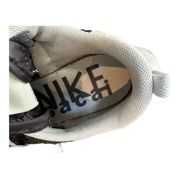 Nike Black and White Athletic Shoes - Picture 7 of 11